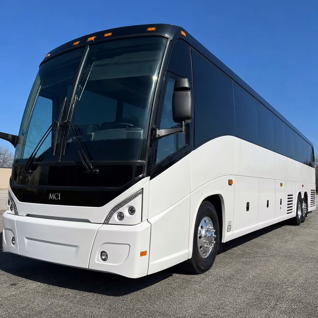bus rental options for syracuse trips