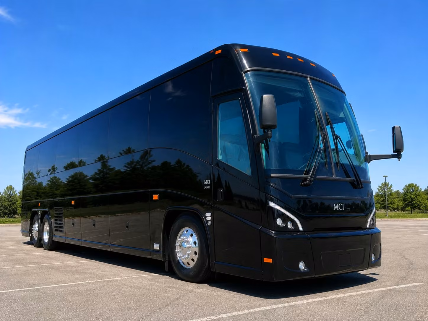 corporate shuttle bus service for syracuse employees and daily commuters