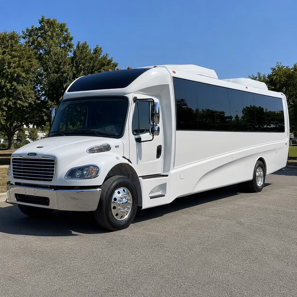 syracuse 30 passenger minibus rental